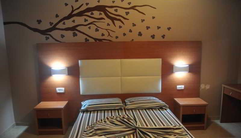Hotel Katerinas Garden à Kéfalos Extérieur photo
